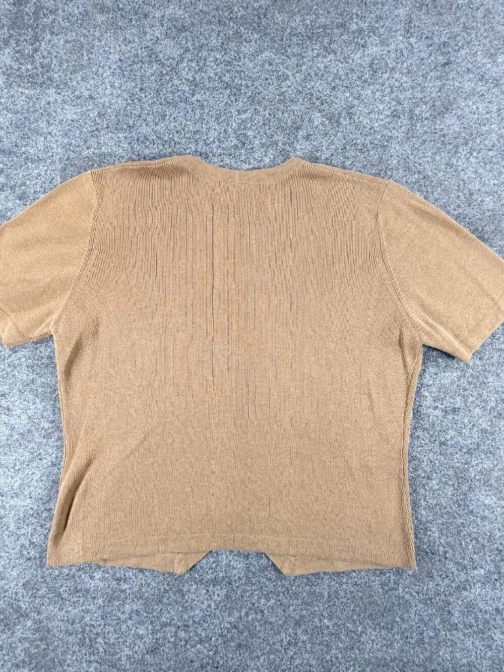 Vintage Sag Harbor Sweater Womens S Brown Tan V-Neck Short Sleeve Button Detail - Picture 2 of 16